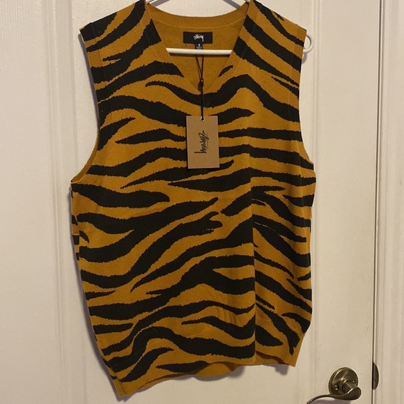 STUSSY VEST - Picture 4 of 4